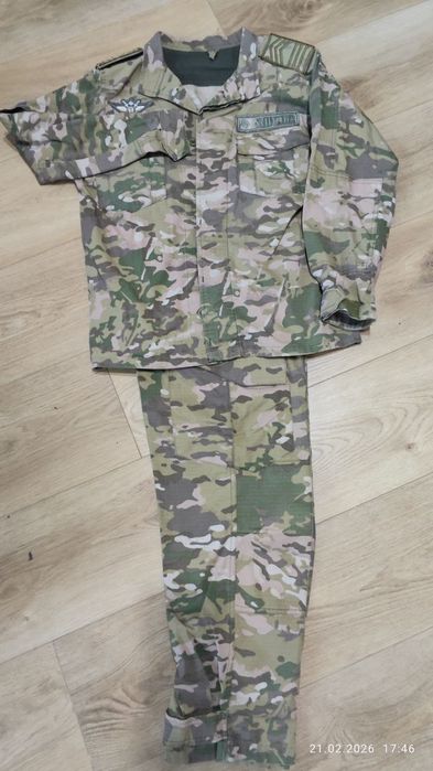 Военная форма - комуфляж, 46 размер, с кепкой