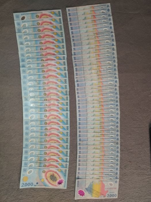 Teanc bacnote vechi de 2000 lei editie de colectie
