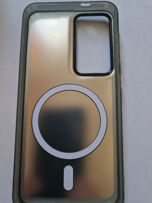 Силиконов кейс за Samsung S24 и S22. Отлична цена!