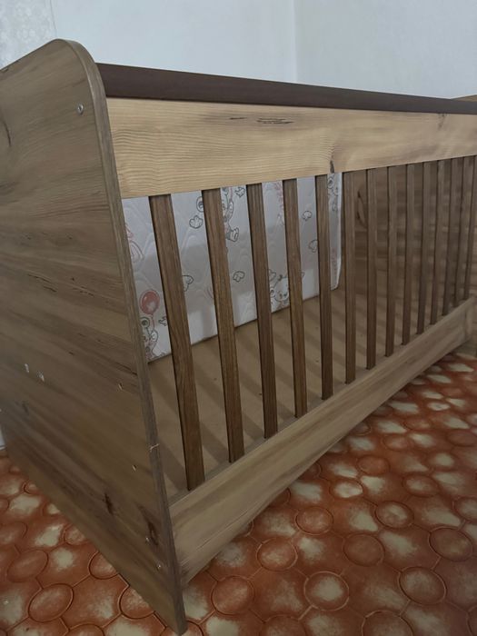 Детско легло кошарка 140х70 с матрак ново