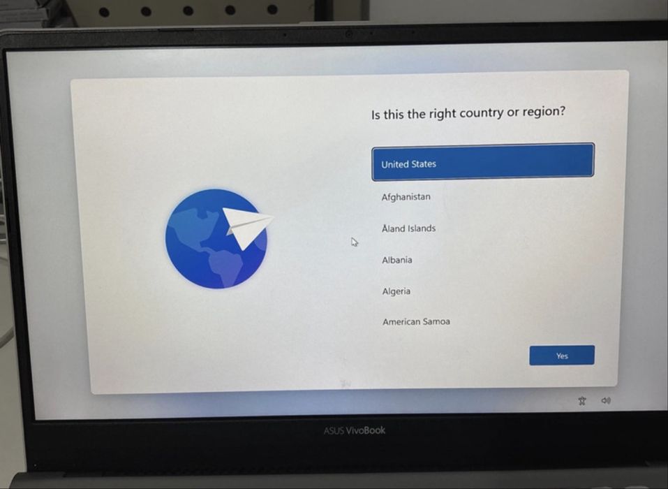 Laptop Asus Vivobook S14