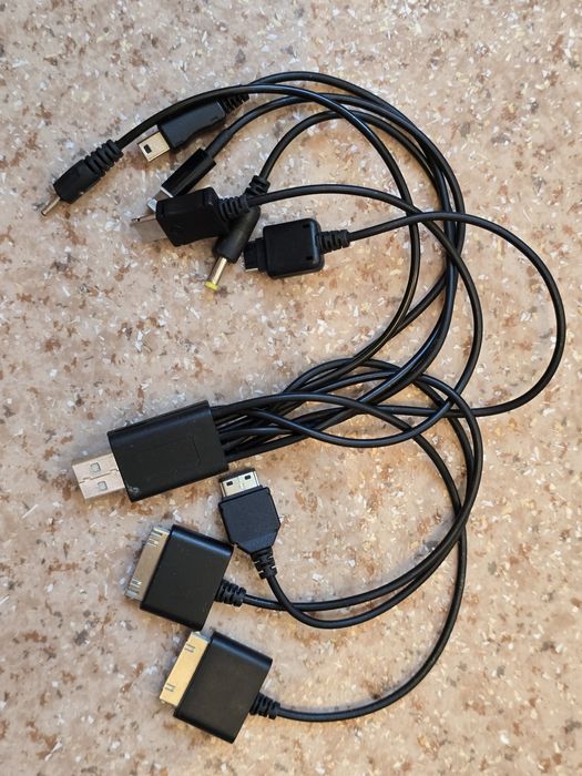 Продам наушники, адаптер и т.д