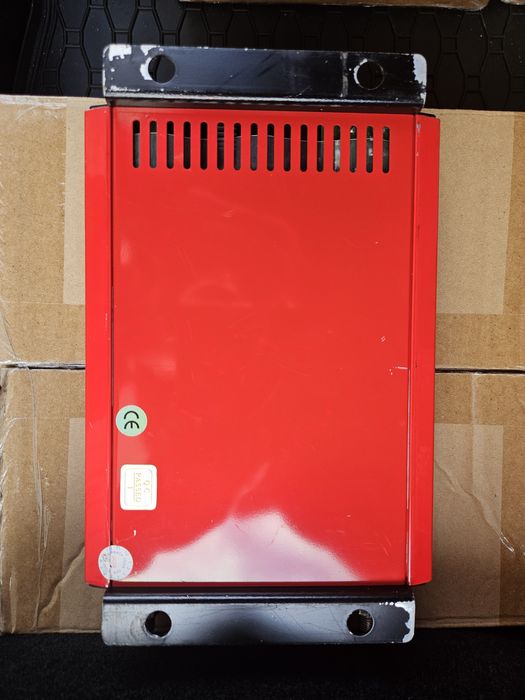 Инвертор Samlex VR1000W за автомобил, бус, кемпер