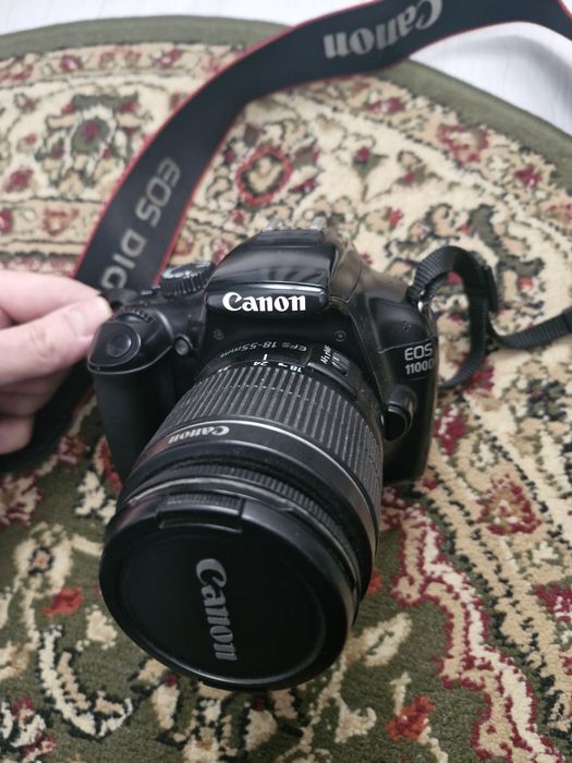 Камера Canon 1100D
