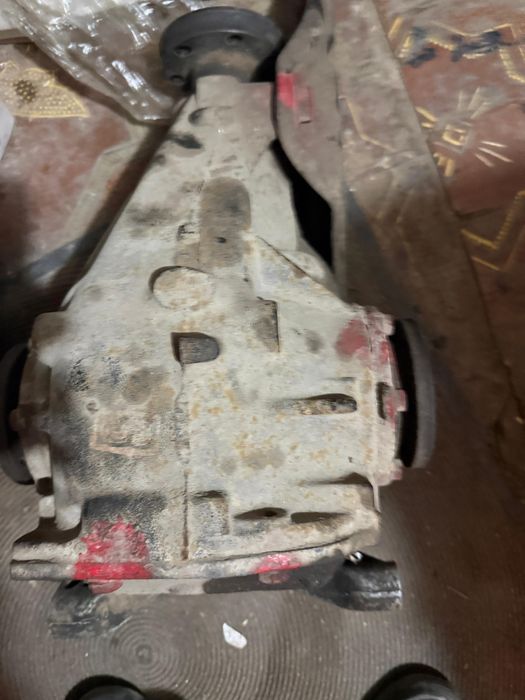 Блок редуктор 3.23 на бмв е34