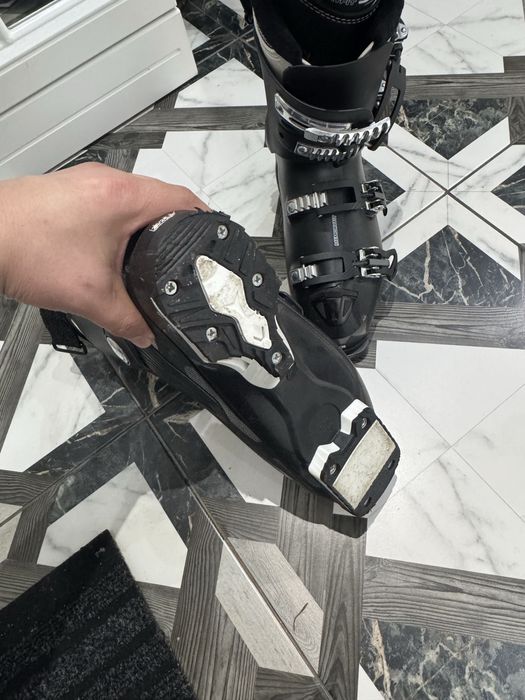 Продам ботинки Atomic