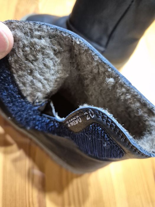 Ghete/cizmulițe copii Froddo mărimea 20

Vând ghete pentru copil, m