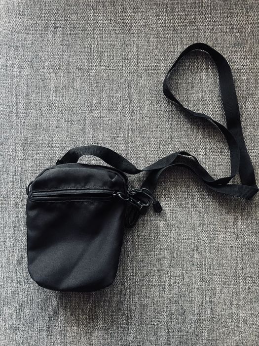 Продам барсетку Ostin