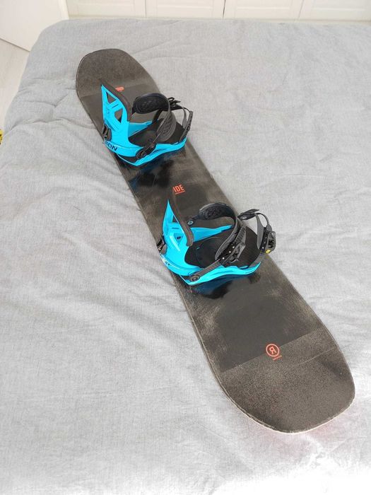 Vand echipament Snowboard copil 11/12 ani