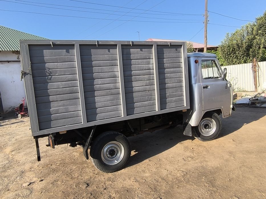 уаз бартобой жылы 2002 матор2410 бензын метанда журеды жагыдайы жаксы