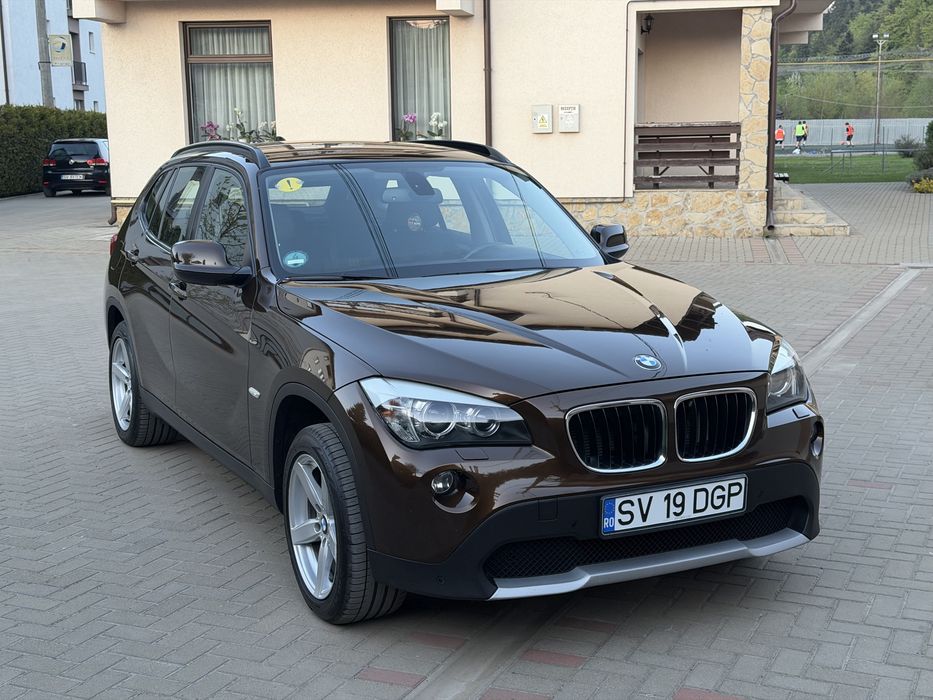 Bmw X1-Xdrive 4x4 ,  an fab 2011. Automat . Bi-xenon , navi . Deosebit  !