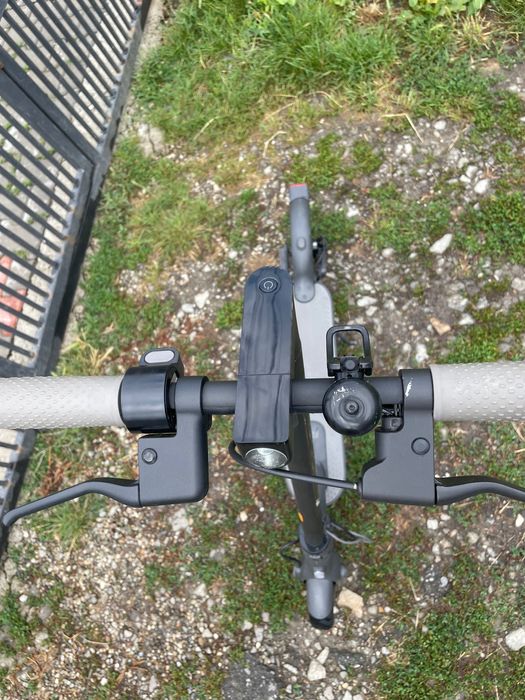 Vând trotinetă electrică