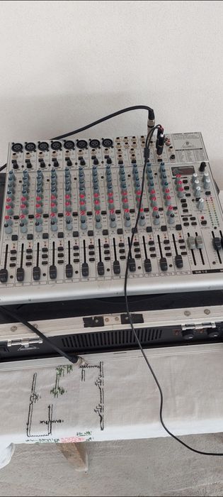 Vand mixer Analog  pasiv Behringer