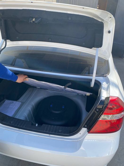 Нексия3 срочно сотилади