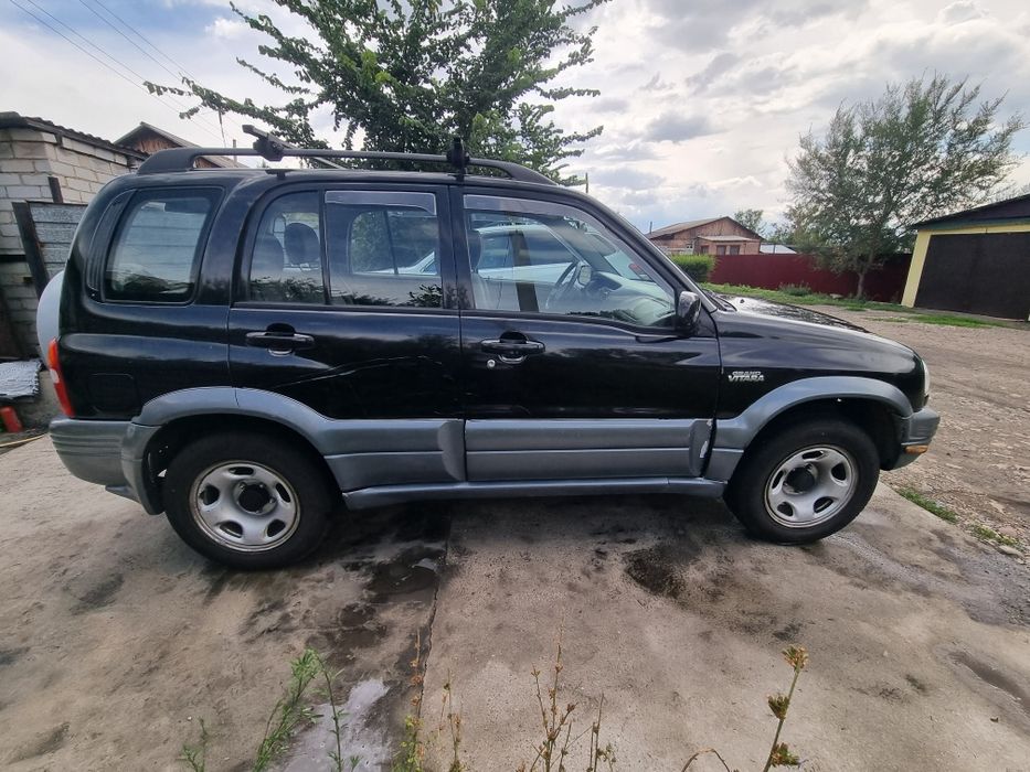 Продам машину Suzuki Grand Vitara