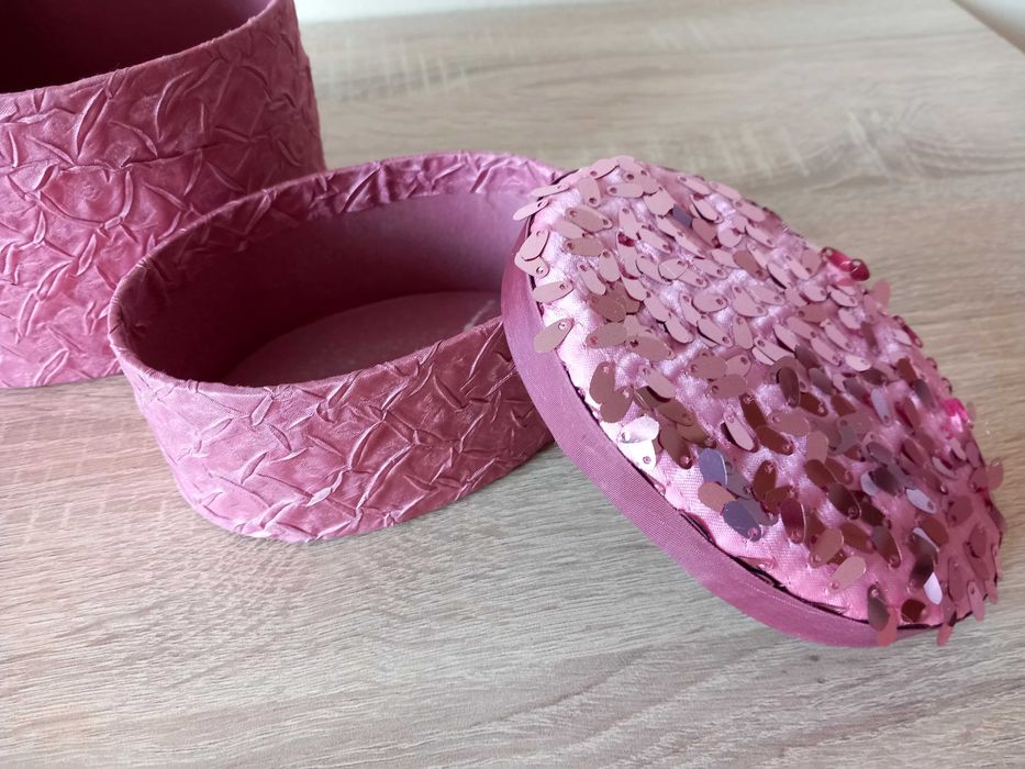 Комплект кутии за бижута