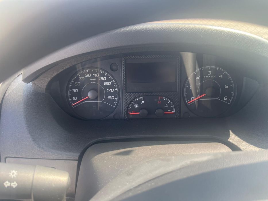 Inchiriez duba fara sofer