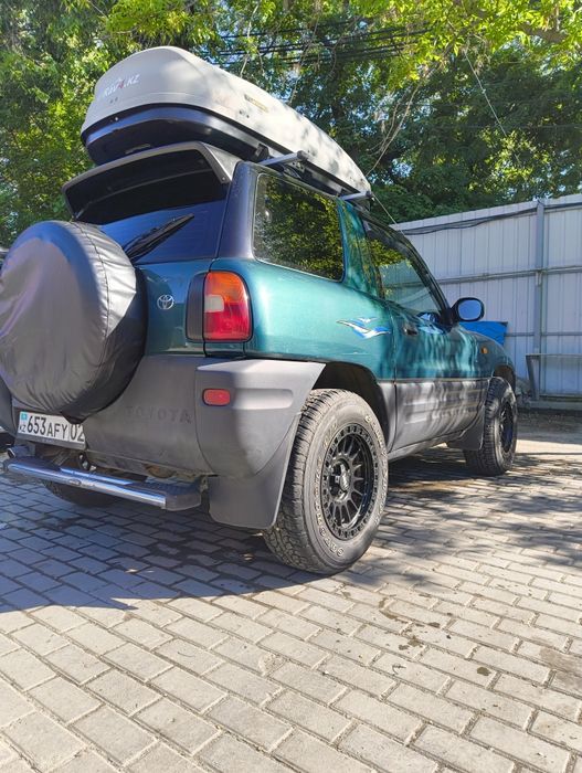 Toyota RAV4 продам
