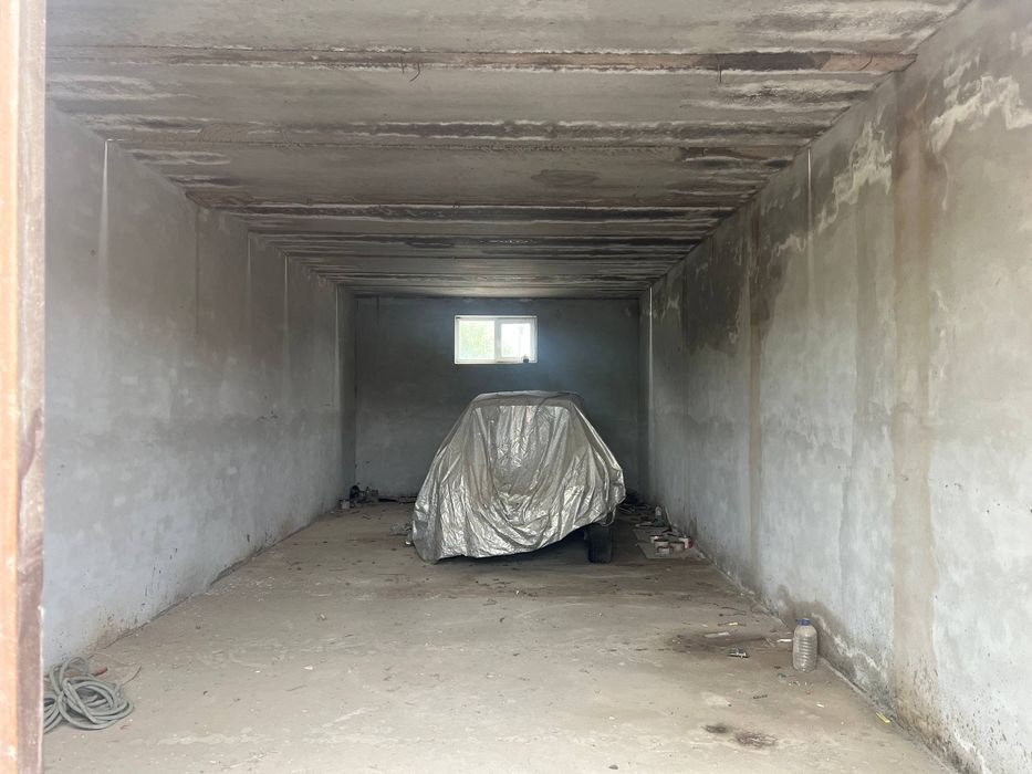 зудлик билан нотурар бино сотилади