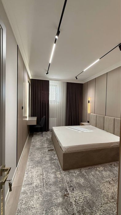 Продается 3 -х комнатная квартира на 4- этаж