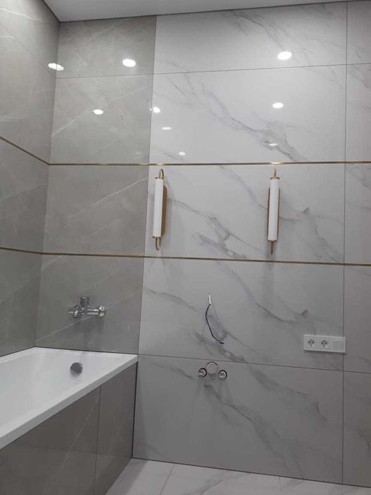 Кафельщик Профессионал стаж более 20 лет.