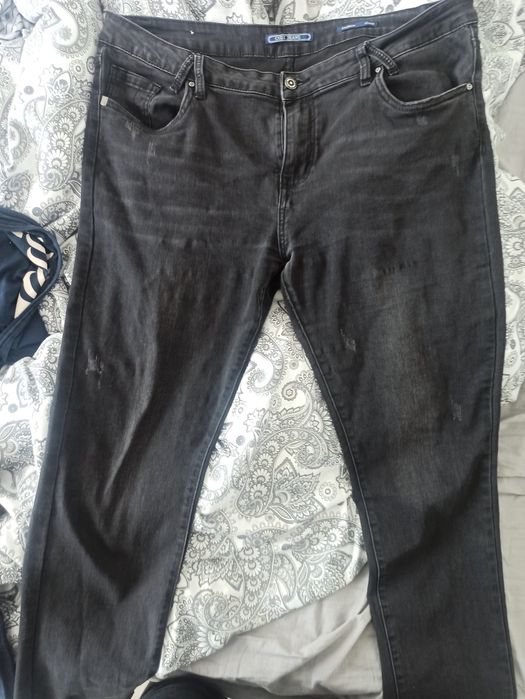 Blugi de dama marimea 46