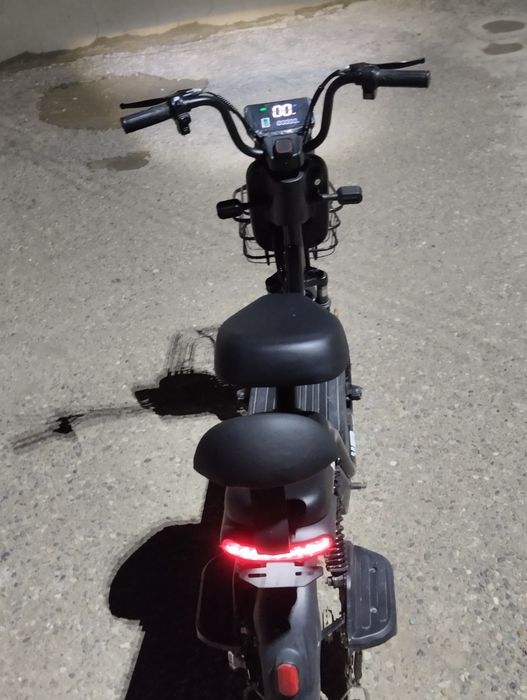 Skuter Srochna sotiladi sastayanasi ideal 2,5oy boʻldi olinganiga