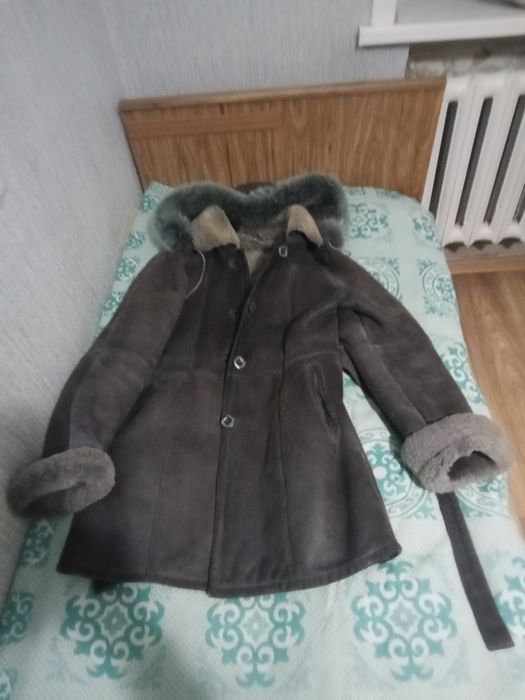 Шуба дубленку кожаный плащь куртку