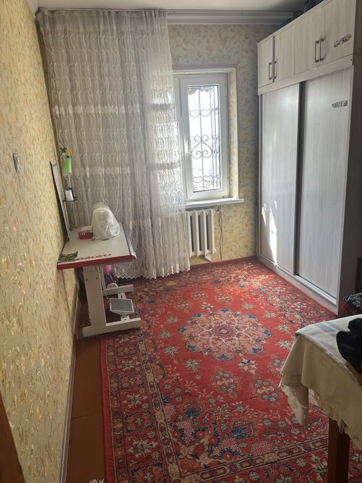 Продаётся квартира своя  Юнусабад 5кв  4 комнат