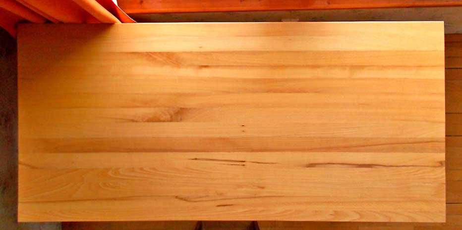 Маса писалищна 150 х 70 см, с чекмеджета. Масивен бук. Нова. Перфектна