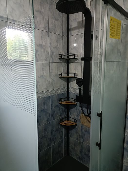 Instalator sanitare și gaze, tehnician centrale, montaj mobila  blat, montare chiuveta  cada  dus  walk in ,calorifere centrale termice  plita  gaze
