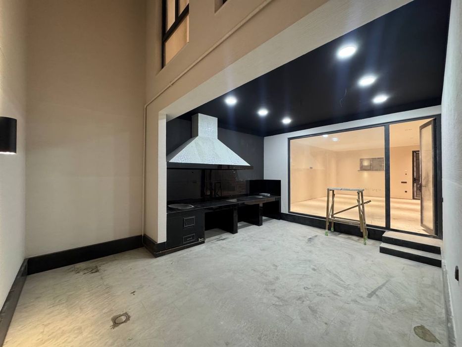 3 қаватли енги хонадон Батумскийда