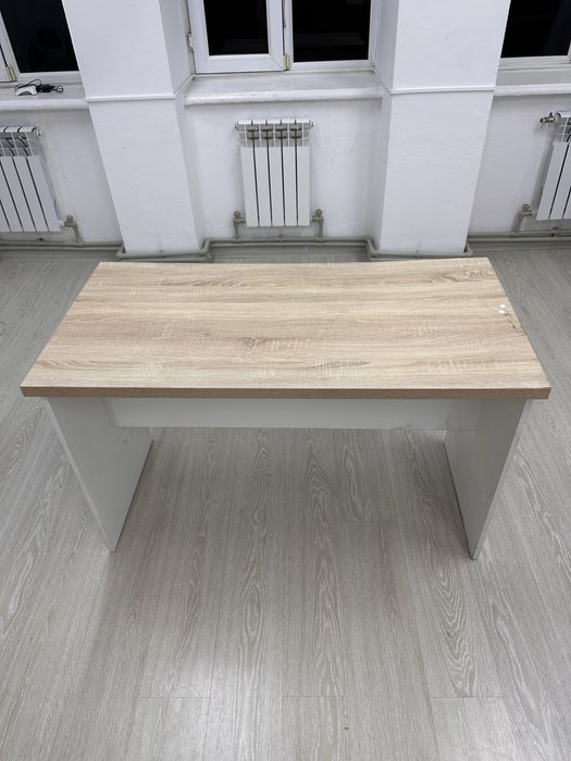 Стол офисный/кухонный/для принтера