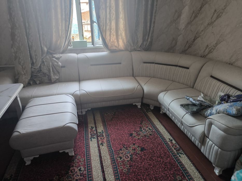 Divan satiladi. Kungrad