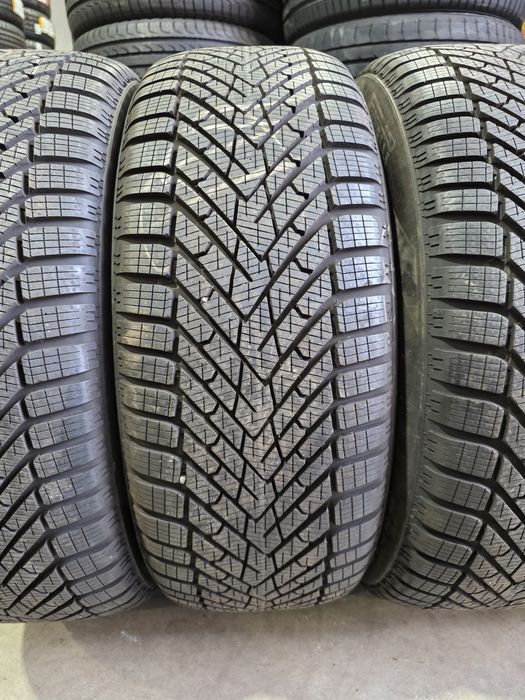 235/55/19 PIRELLI 4бр