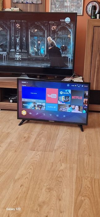 Телевизор CROWN 32