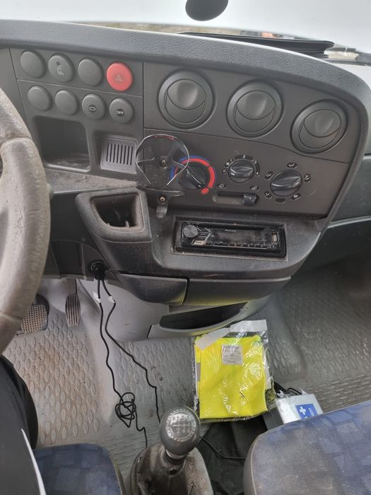 Iveco 50C13 cu Lift hidraulic
