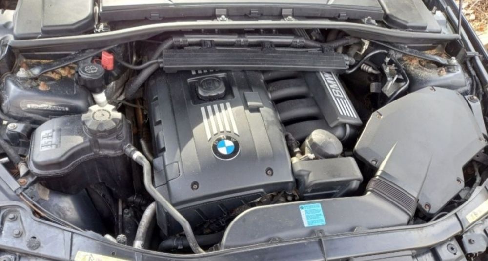 Продавам на части БМВ/BMW E91 E90 LCI N53B30 FACELIFT X-drive 4x4 2011