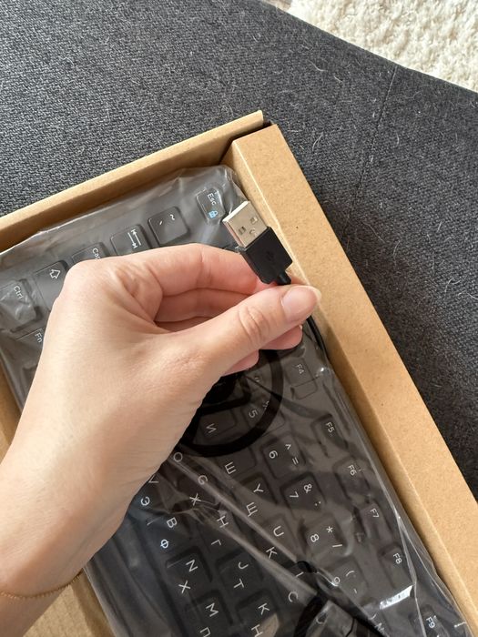 Нова клавиатура Dell KB216