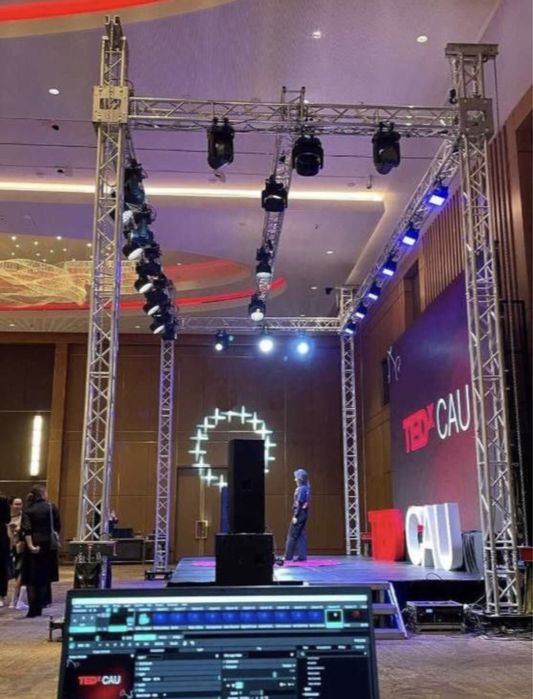 Led ekran arenda