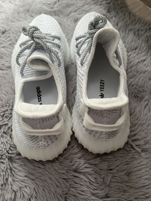 Yeezy Boost 350 noi nouti