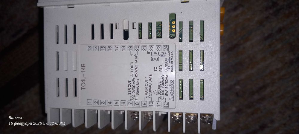 PID температурен контролер Autonics TC4L-14R – нов