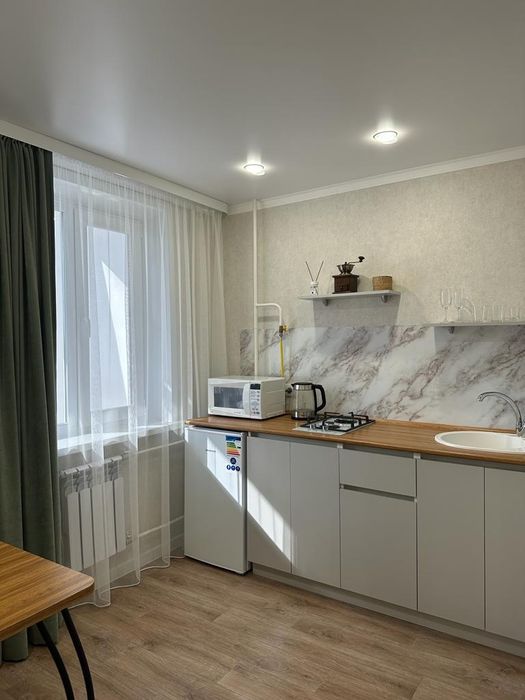 1 ком. квартира на ночь  ЦУМ, МАРТ, Рахат