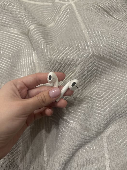 Продается Airpods ОРИГИНАЛ