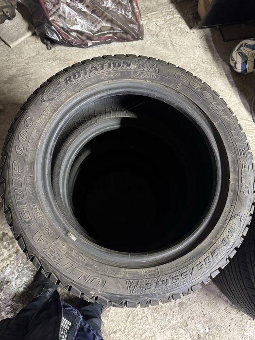 Продам зимнюю резину