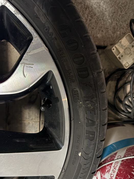 Гуми с джанти за нисан джук