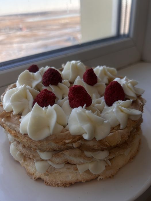 Меренговый бенто торт