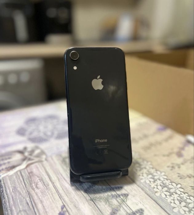 Vand iphone xr impecabil