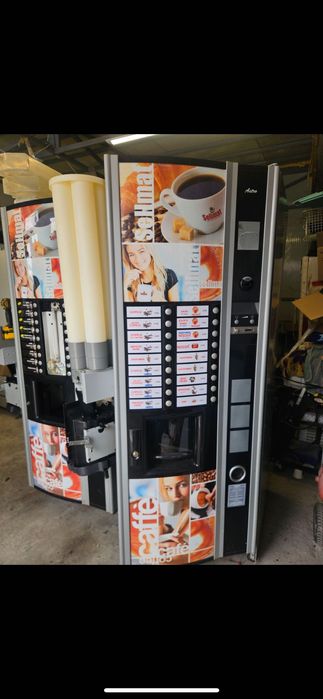 2 машини Necta Astro  и Necta Mirante