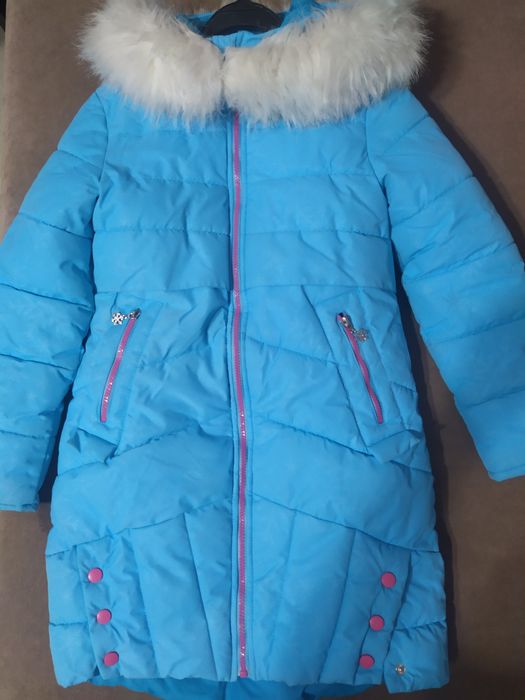 Продам пальто зимнее на девочку